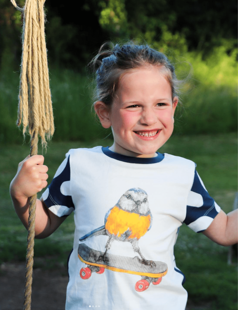Organic Classic Tee - Skateboard Birdie - The QT